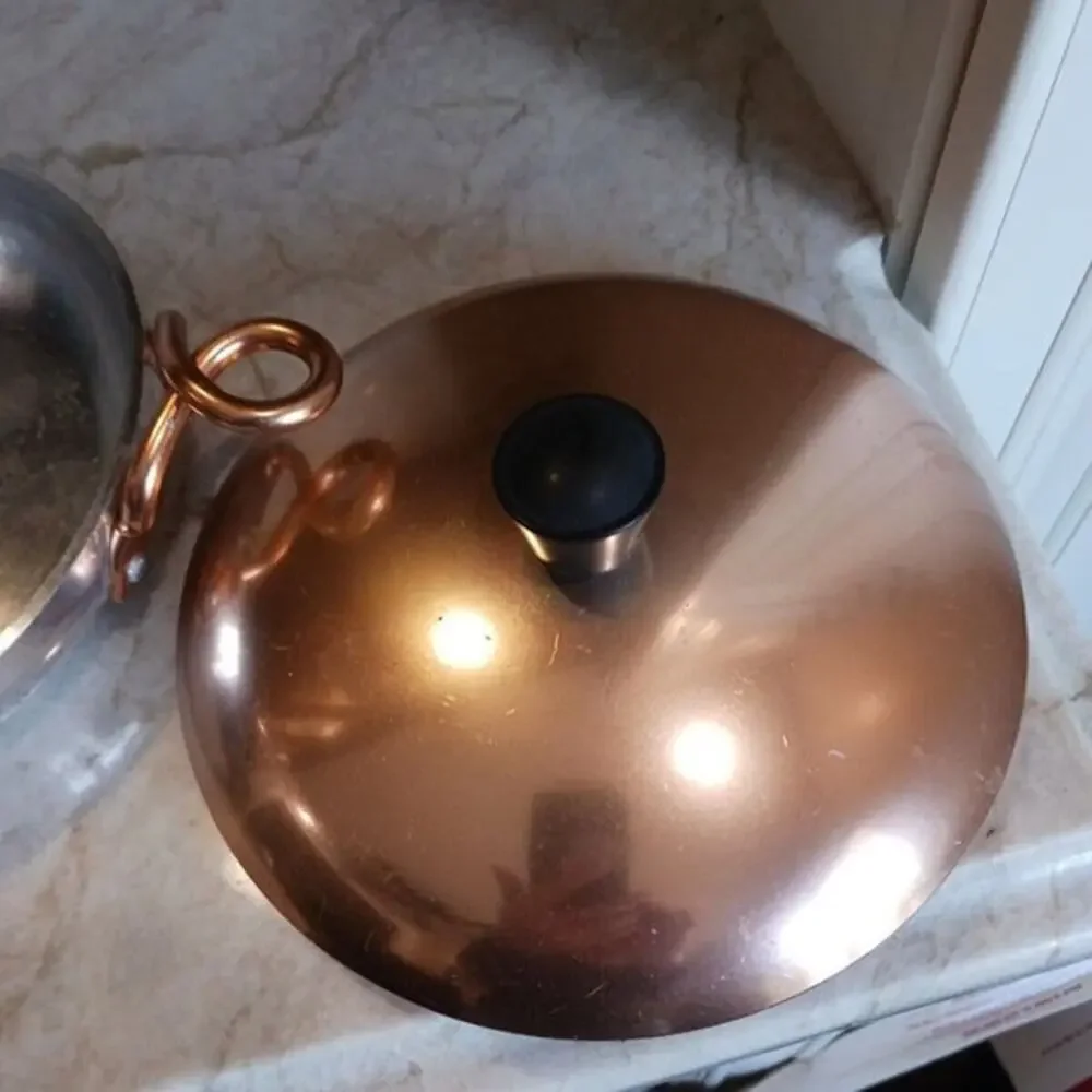 Beautiful WearEver Serving Pot 8